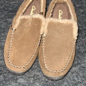 Clarks Venetian  Men's Brown Suede Loafers Sz 9